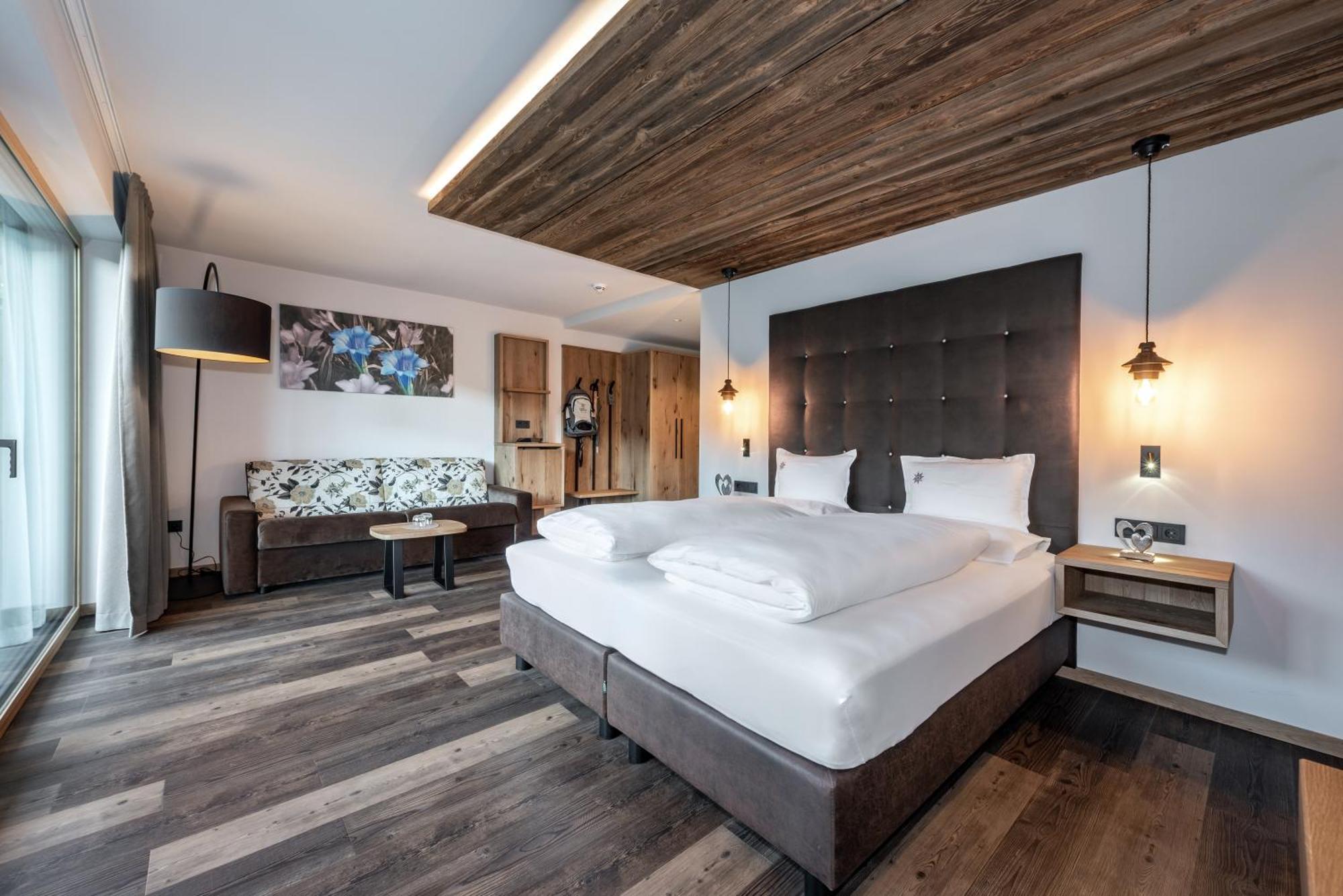 Hotel Edelweiss Meransen Exteriör bild